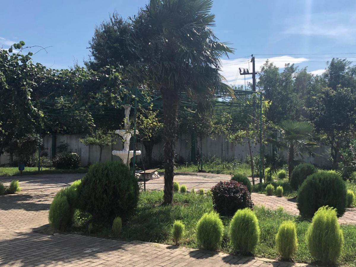 Europa Hotel-Кутаиси Екстериор снимка