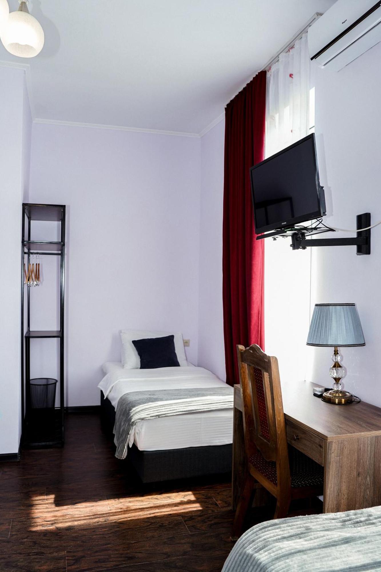 Europa Hotel-Кутаиси Екстериор снимка